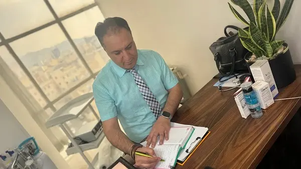 کلینیک زیبایی حمیدرضا خسروی در کرج