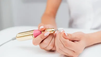 بهترین ناخن کار های شیراز و بهترین سالن و مراکز کاشت ناخن در شیراز