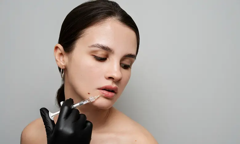 بهترین دکتر و کلینیک تزریق ژل لب در قم